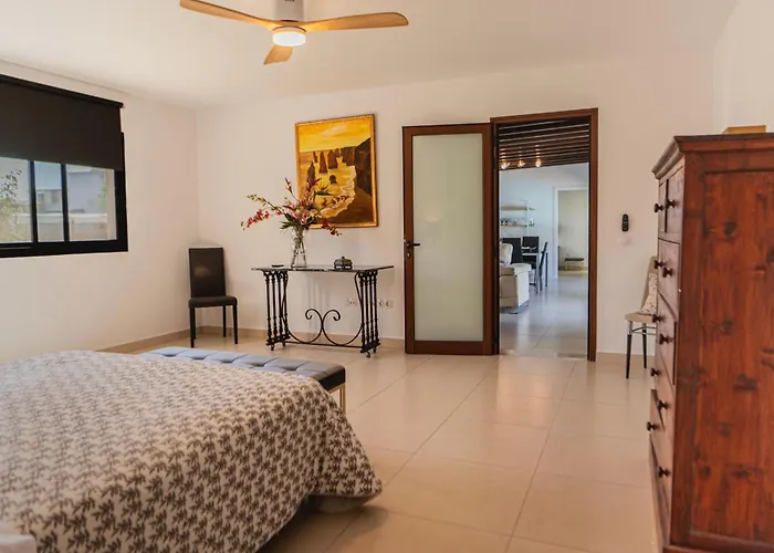 Nazoly - Private Pool, Quiet & Exclusive In Lanzarote *