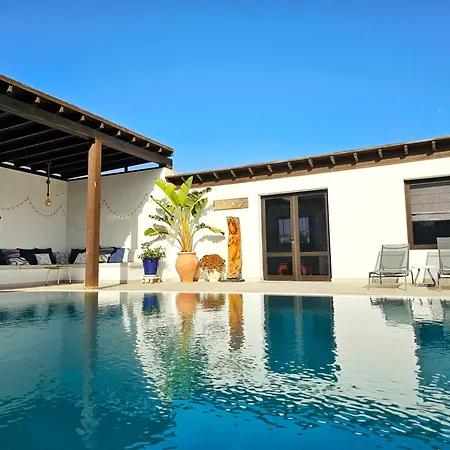 Nazoly, Oasis De Tranquilidad Con Piscina Privada En El Corazon De Lanzarote Holiday home Nazaret