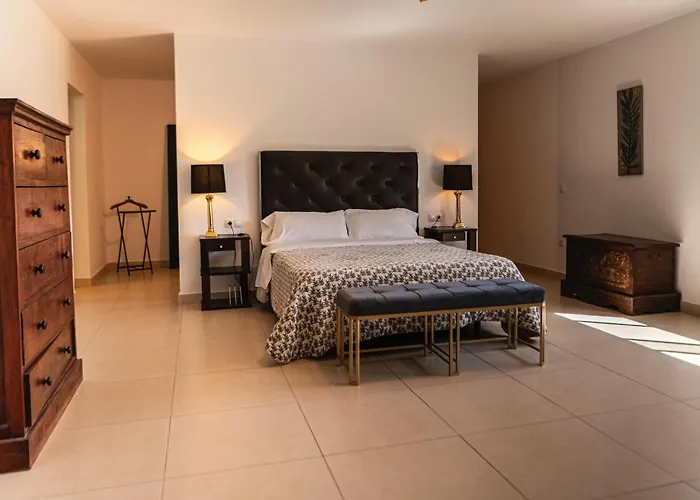 Nazoly - Private Pool, Quiet & Exclusive In Lanzarote Nyaraló *